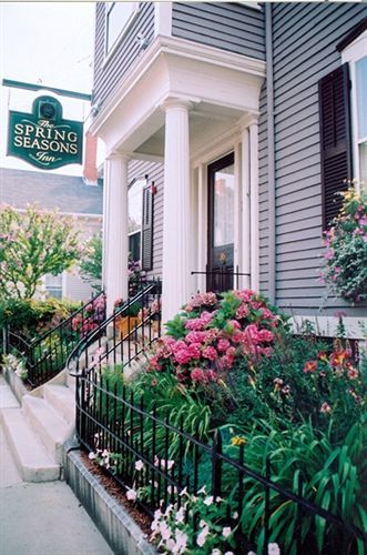 The Spring Seasons Inn Newport Exteriér fotografie